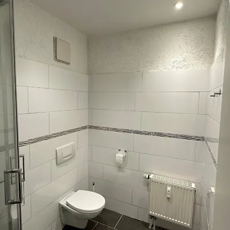 Geraeumiges Loft In Zentrum Naehe - Bis 6 Personen Apartamento