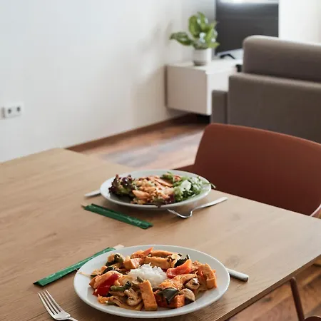 Geraeumiges Loft In Zentrum Naehe - Bis 6 Personen Apartament *